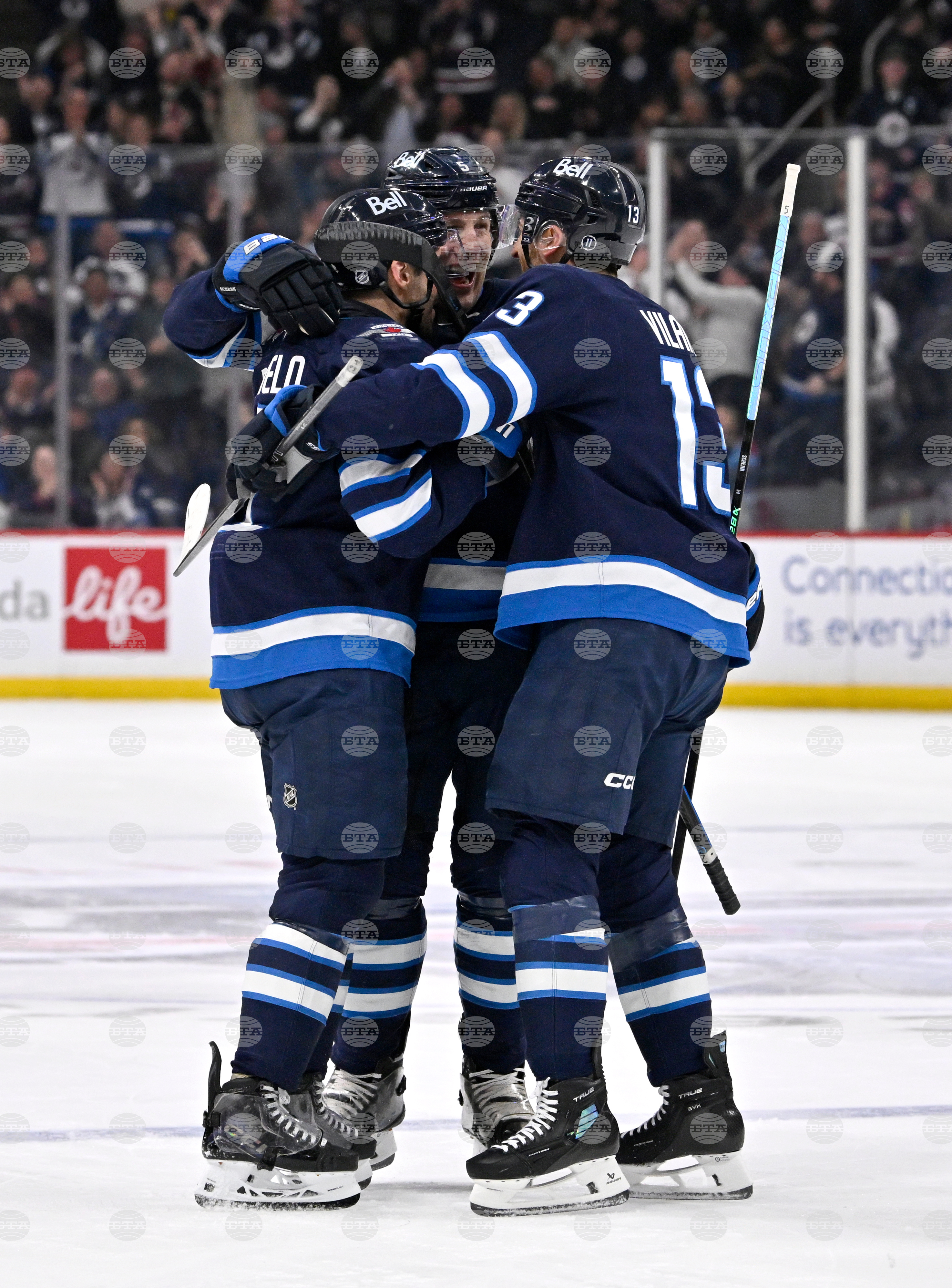 Golden Knights Jets Hockey