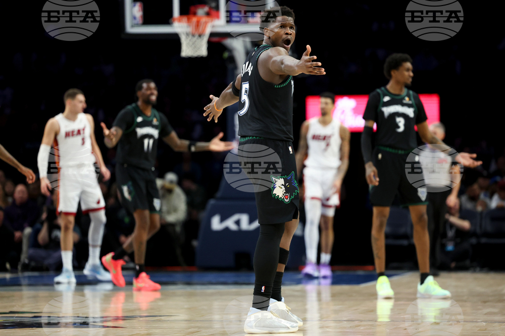 Heat Timberwolves Basketball