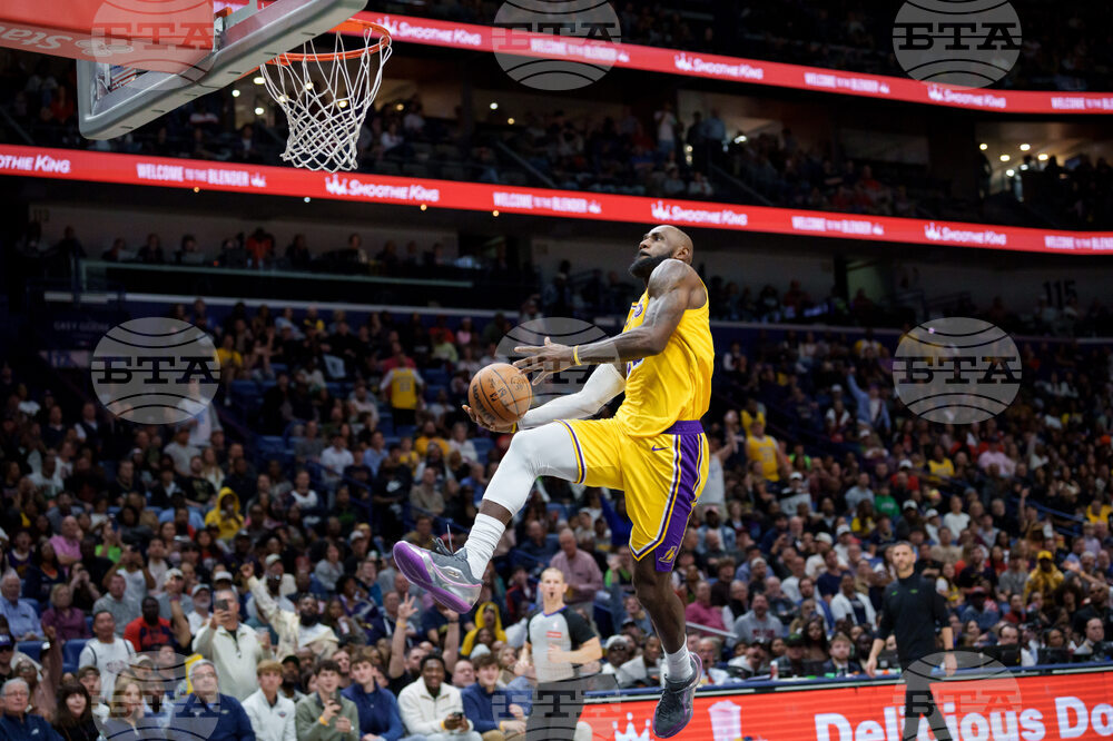 Lakers Pelicans Basketball