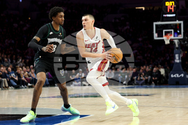 Heat Timberwolves Basketball