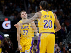 Lakers Pelicans Basketball