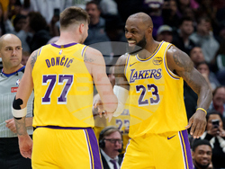 Lakers Pelicans Basketball