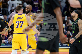 Lakers Pelicans Basketball