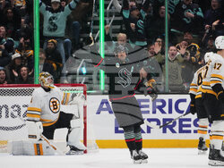 Bruins Kraken Hockey