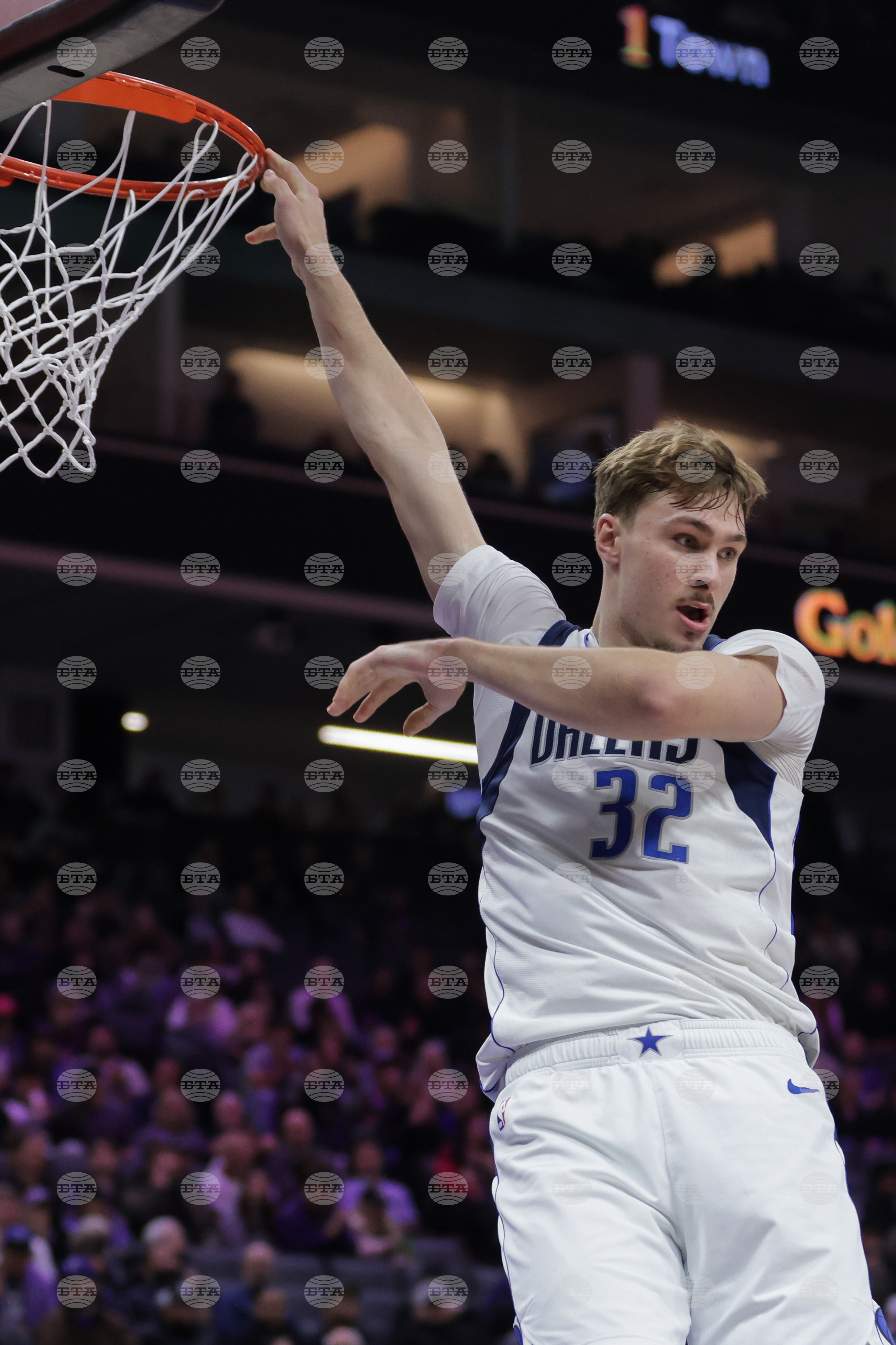 Mavericks Kings Basketball