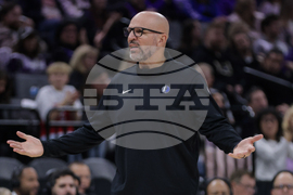 Mavericks Kings Basketball