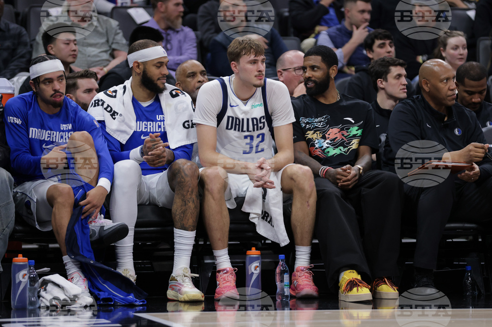 Mavericks Kings Basketball