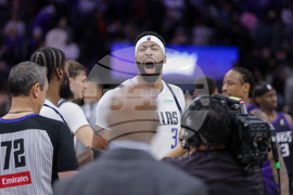 Mavericks Kings Basketball