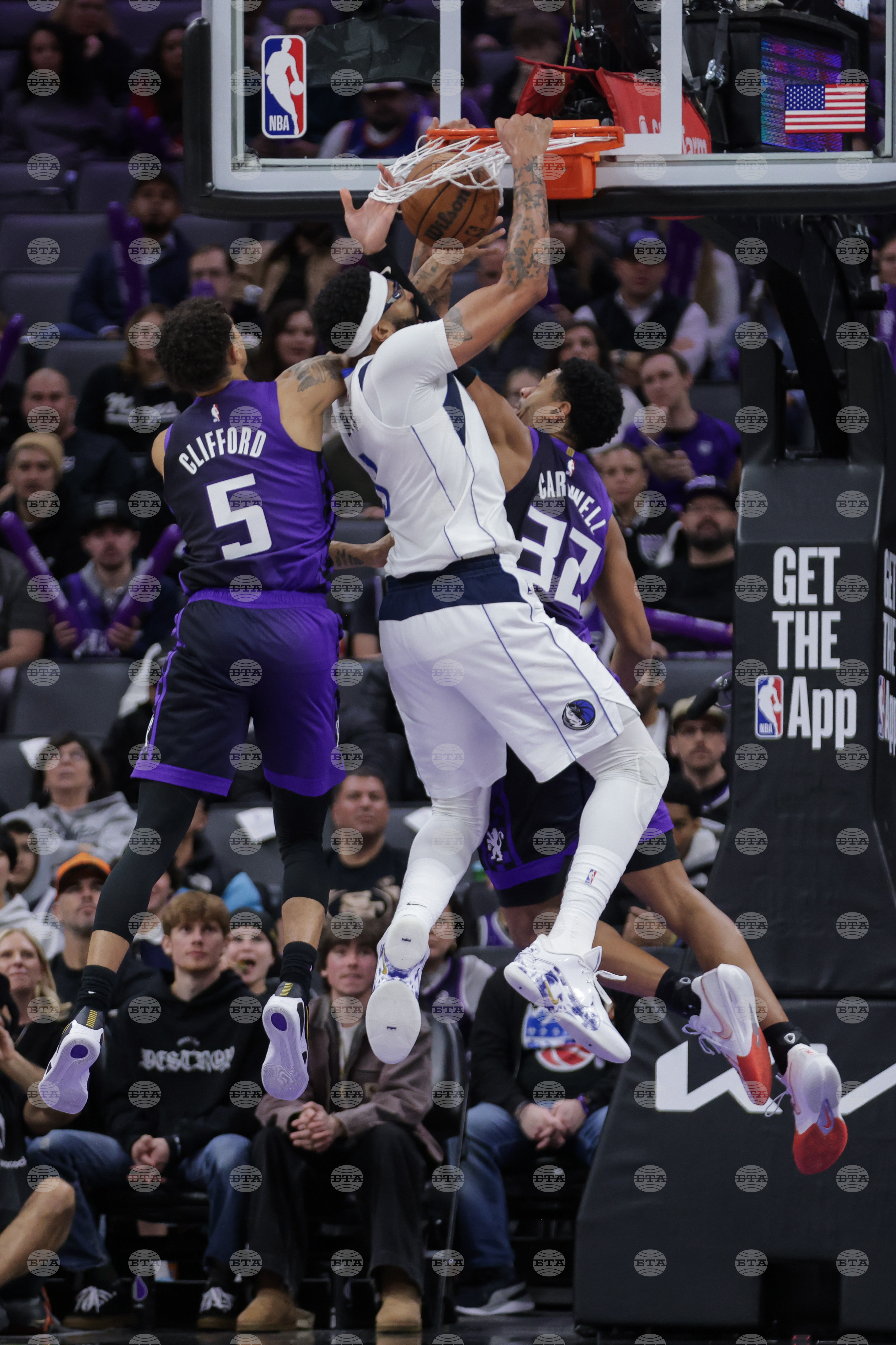Mavericks Kings Basketball