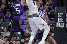Mavericks Kings Basketball
