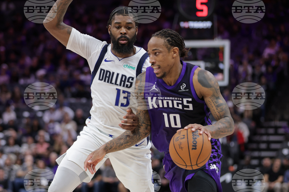 Mavericks Kings Basketball