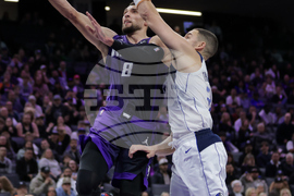 Mavericks Kings Basketball