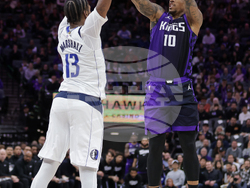 Mavericks Kings Basketball