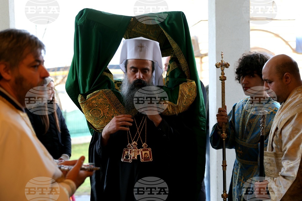 Тържествена света литургия - свети Йоан Кръстител - патриарх Даниил