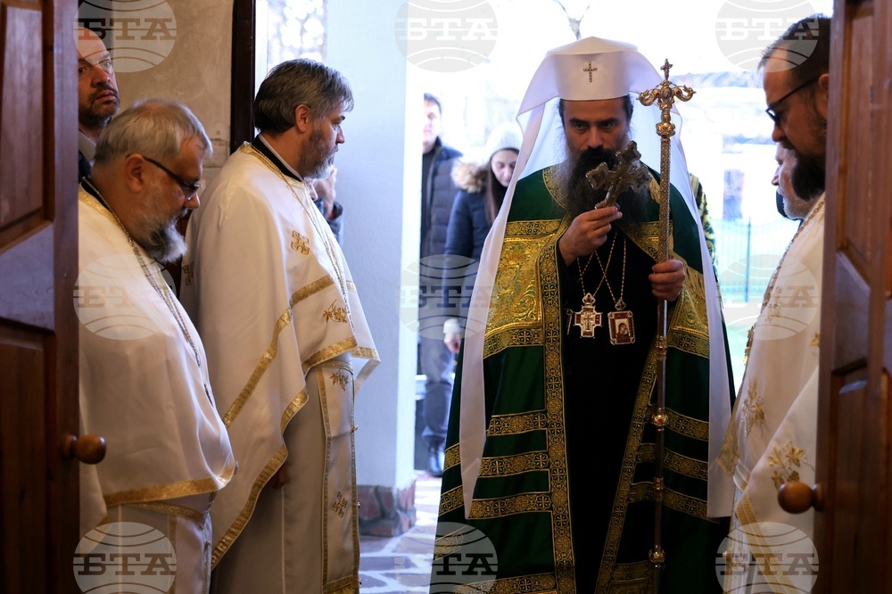 Тържествена света литургия - свети Йоан Кръстител - патриарх Даниил