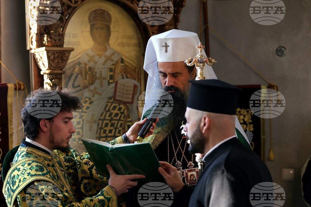 Тържествена света литургия - свети Йоан Кръстител - патриарх Даниил