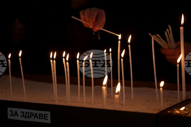 Богослужебна програма за Страстната седмица и Великден обявиха от Българския православен храм „Св. преп. Йоан Рилски Чудотворец“ в Атина