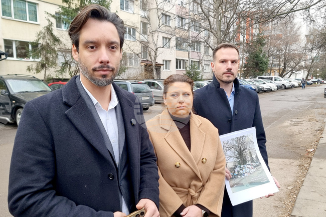 Кметът на столицата Васил Терзиев да обяви бедствено положение в пет района заради кризата с боклука, настояват от "Спаси София"