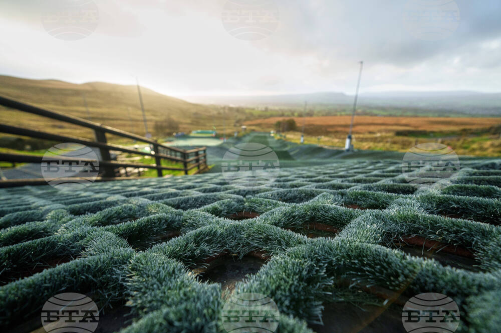 OLY SKI Ryding's Plastic Slope Skiing