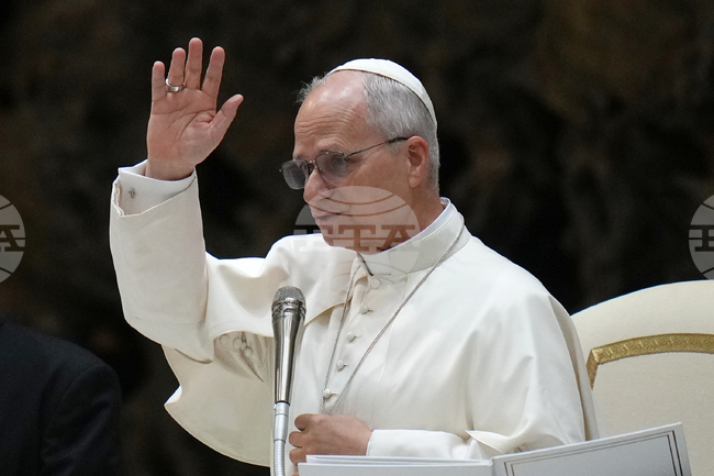 Папа Лъв XIV ще посети Ангола по време на обиколка в Африка, каза посланикът на Ватикана в страната