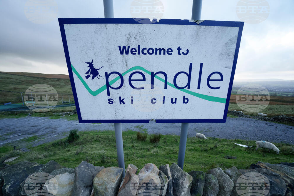 OLY SKI Ryding's Plastic Slope Skiing