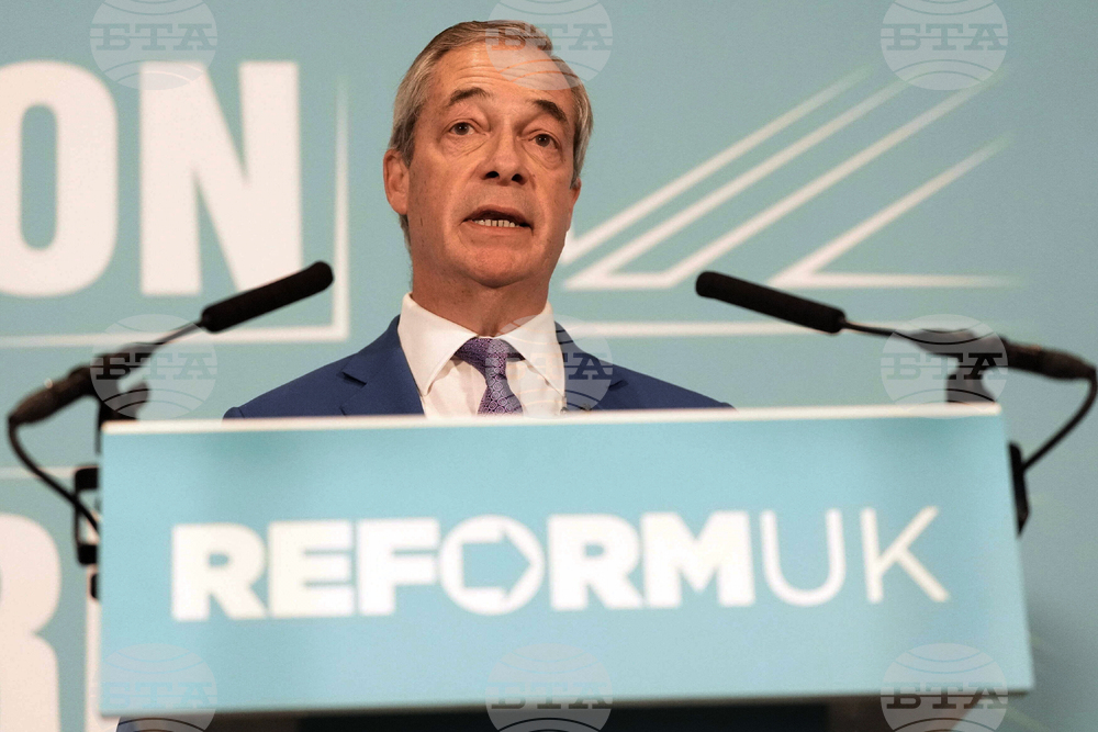 Найджъл Фараж не е изплатил 17 свои финансови задължения навреме, показва официално разследване 