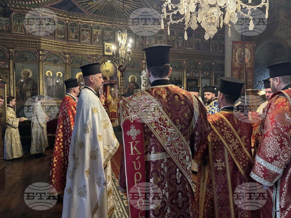 Казанлък - Киприан Старозагорски - света Златоустова литургия