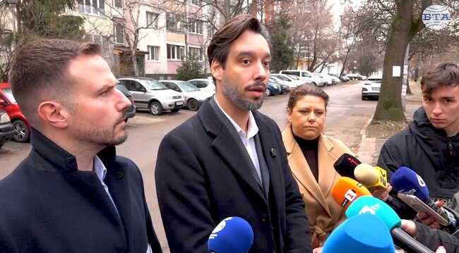 Кметът на столицата Васил Терзиев да обяви бедствено положение в пет района заради кризата с боклука, настояват от "Спаси София"