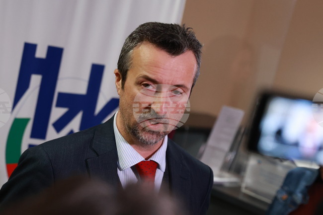 Надзорният съвет на НЗОК прие проект на договор за отстъпките, които фармацевтичните компании правят при договаряне на лекарствата