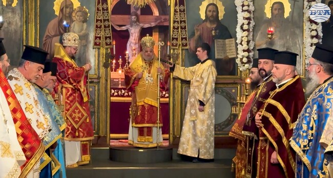 Старозагорският митрополит Киприан отслужи св. Златоустова литургия в храм "Св. Йоан Предтеча" в Казанлък