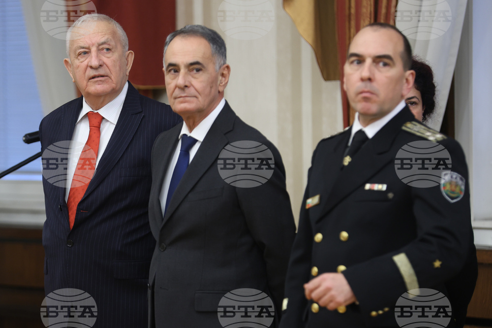 Румен Радев - отличия - връчване