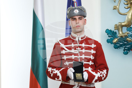 Президент - отличия - връчване