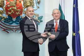 Румен Радев - отличия - връчване