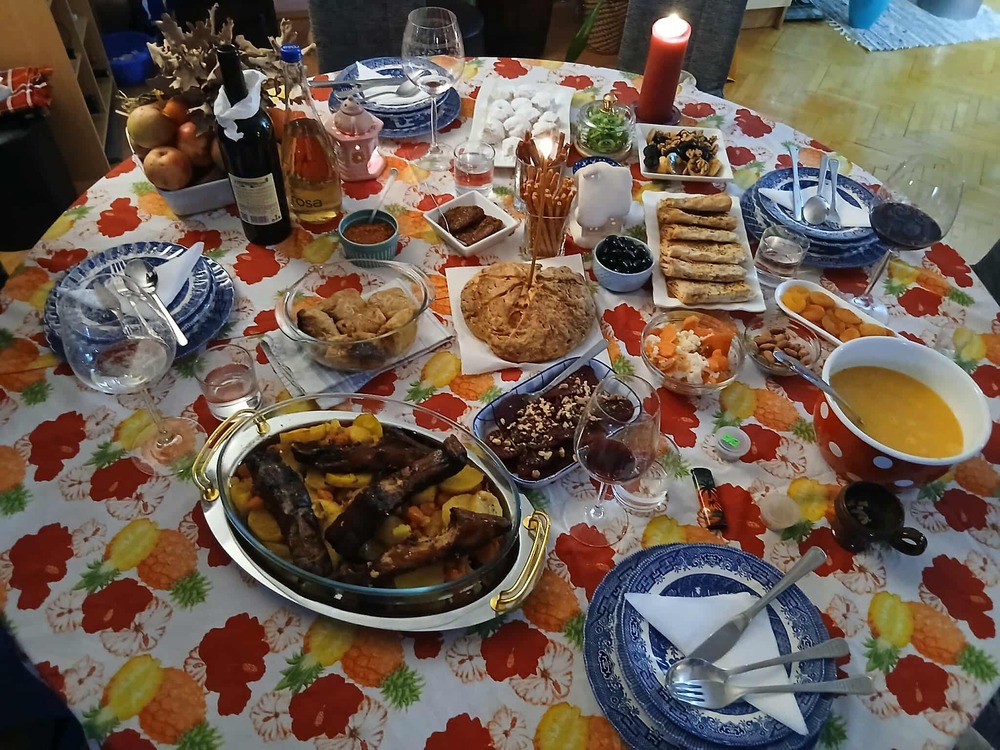 В Босилеград и околните села днес прозвучава традиционният поздрав „Христос се роди!“