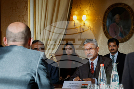 France India Weimar Triangle Talks