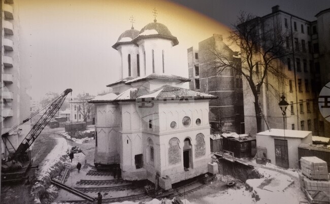 Църква на релси – историята на храма „Свети Йоан“ в Букурещ 