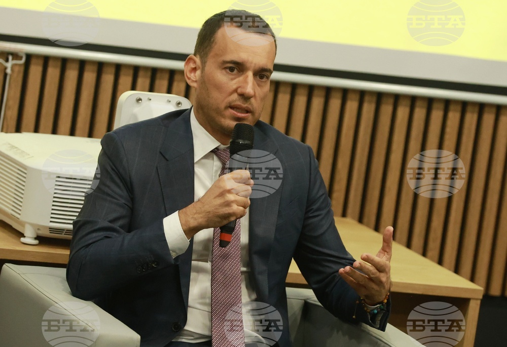 Васил Терзиев - недостиг на места в детските градина и училища - стратегия - представяне