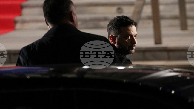 Никакви нови изисквания не бива да бъдат предявявани към Украйна в мирните преговори, заяви Зеленски