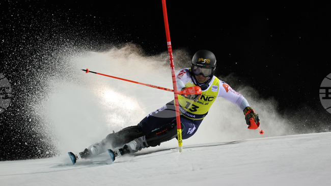 Алберт Попов е седми след първия манш на слалома в Мадона ди Кампильо