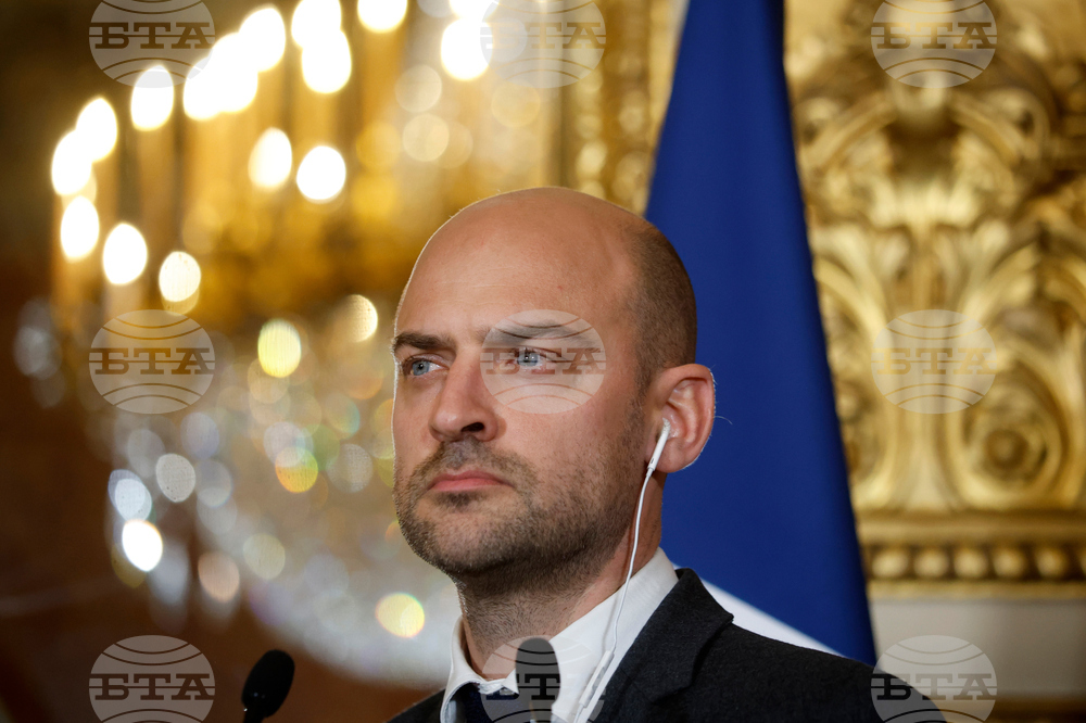 Възможно е репресиите в Иран да са най-жестоките в съвременната история на страната, заяви френският външен министър