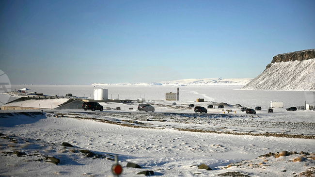 Гренландия трябва да преговаря със САЩ без Дания, заяви гренландски опозиционен лидер