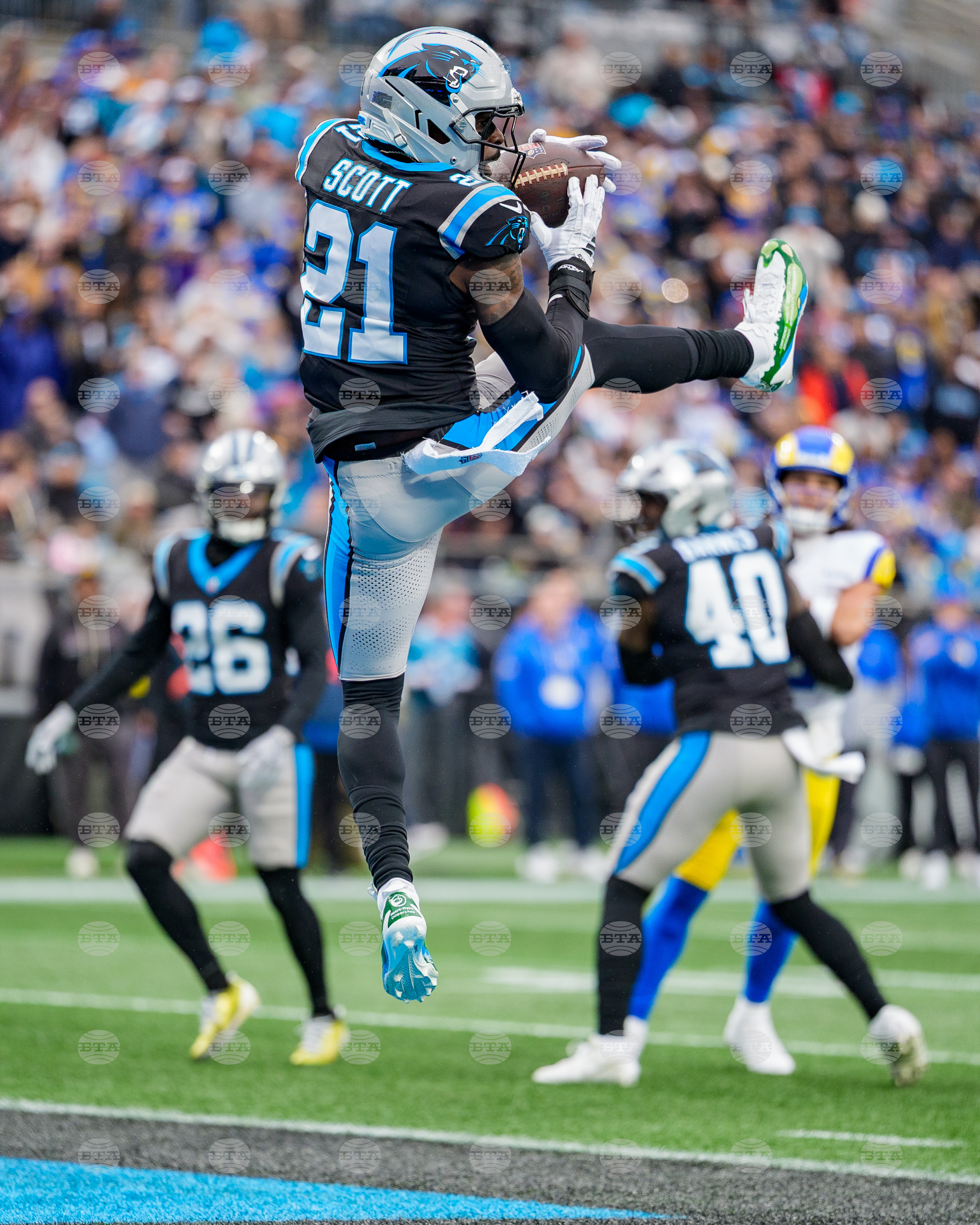 Panthers Defensive help Football