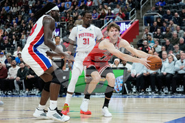 Bulls Pistons Basketball
