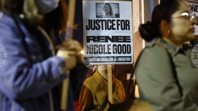 Коя е жената, която беше застреляна вчера в САЩ при акция на имиграционните власти в Минеаполис