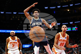 Pelicans Hawks Basketball