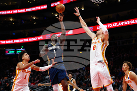 Pelicans Hawks Basketball