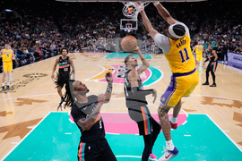 Lakers Spurs Basketball