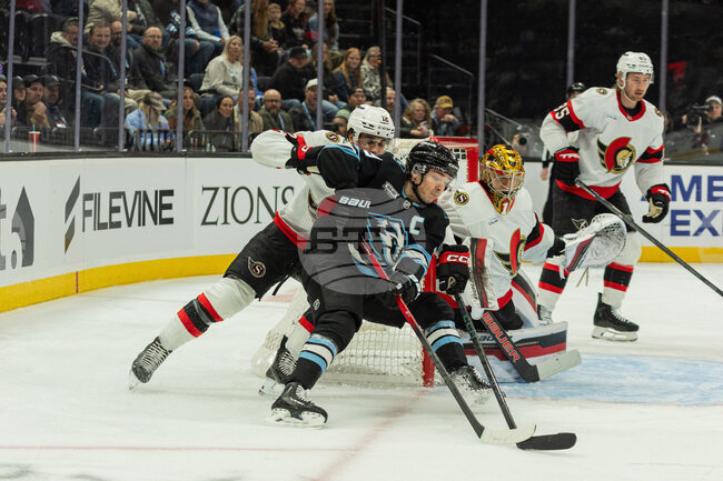 Senators Mammoth Hockey