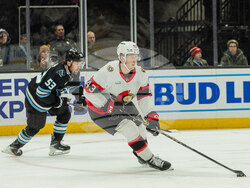 Senators Mammoth Hockey