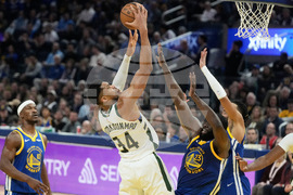 Bucks Warriors Basketball